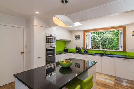 Photo of property in 93 Marine Parade, Paraparaumu Beach, Paraparaumu, 5032