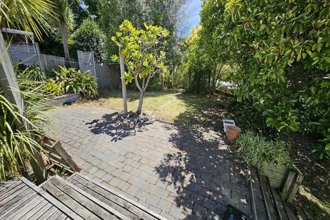 Photo of property in 15 Hewlett Road, Massey, Auckland, 0614