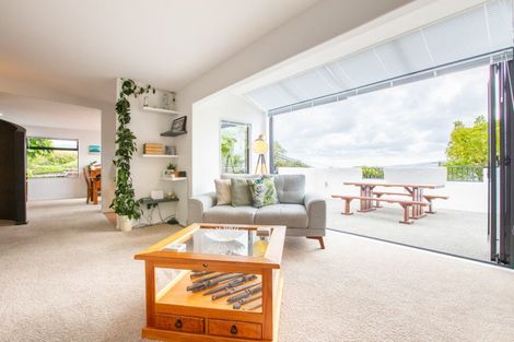 Photo of property in 5 Kotare Street, Waikanae, 5036