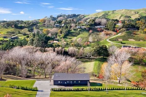 Photo of property in 131 Te Mata Peak Road, Havelock North, 4130