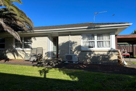 Photo of property in 5 Ashcroft Avenue, Mangere Bridge, Auckland, 2022