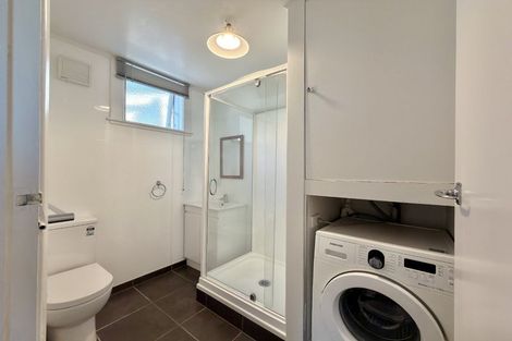 Photo of property in 38 Sugarloaf Road, Brooklyn, Wellington, 6021