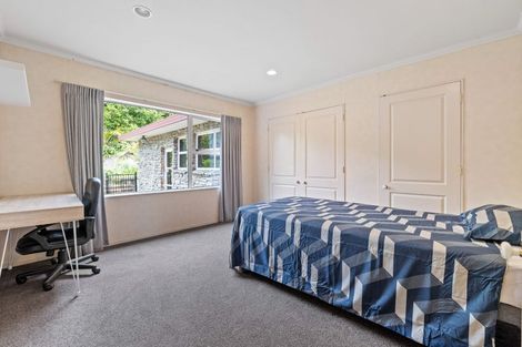Photo of property in 331 Devon Street West, New Plymouth, 4310