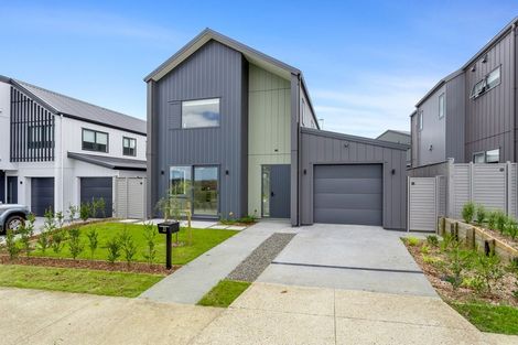 Photo of property in 29 Parkmore Drive, Rosehill, 2113