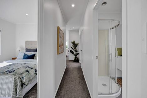 Photo of property in 308 Mangorei Road, Merrilands, New Plymouth, 4312