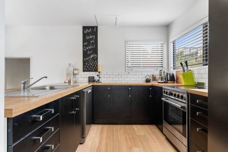 Photo of property in 31a Campbell Road, Mount Maunganui, 3116