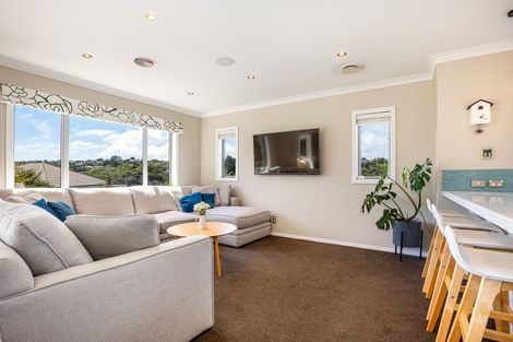 Photo of property in 17 Dusky Crescent, Aotea, Porirua, 5024