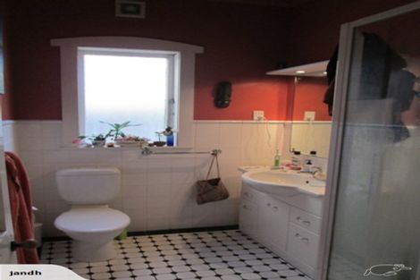 Photo of property in 8 Davis Street, Thorndon, Wellington, 6011