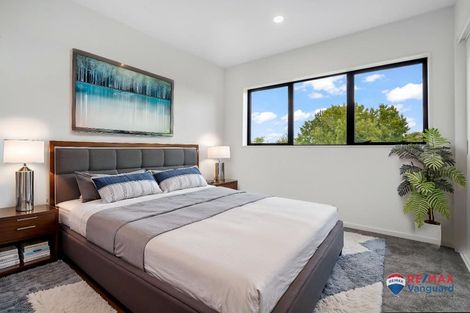 Photo of property in 7c Hewlett Road, Massey, Auckland, 0614