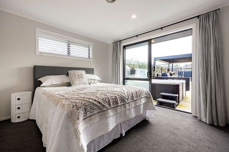 Photo of property in 15 Moemoea Place, Cambridge, 3434