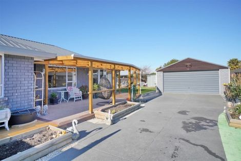 Photo of property in 18 Mathias Place, Kaiapoi, 7630