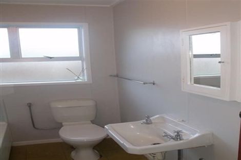 Photo of property in 8a/2 Christie Crescent, Havelock North, 4130