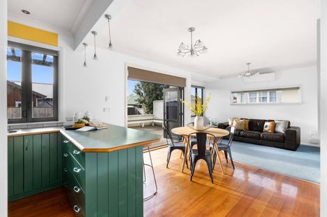 Photo of property in 49 Haydon Street, Roslyn, Palmerston North, 4414