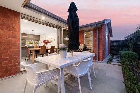 Photo of property in 21 Kahuparere Crescent, Pyes Pa, Tauranga, 3112