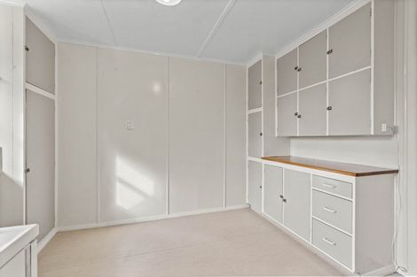 Photo of property in 18 Stamford Place, Lansdowne, Masterton, 5810