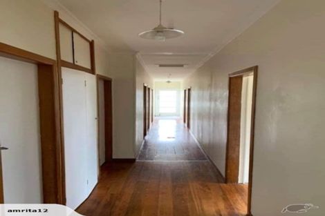 Photo of property in 126 Eden Street, Island Bay, Wellington, 6023