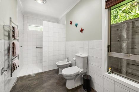 Photo of property in 106p Greenslade Road, Raglan, 3295