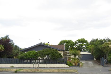 Photo of property in 40 Medina Crescent, Parklands, Christchurch, 8083