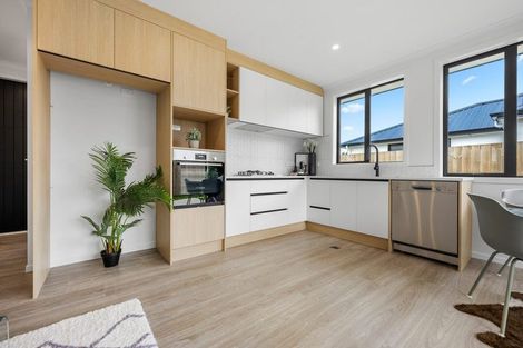 Photo of property in 17u3 Bolmuir Road, Forest Lake, Hamilton, 3200