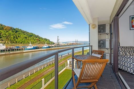 Photo of property in 307/2 Reads Quay, Gisborne, 4010