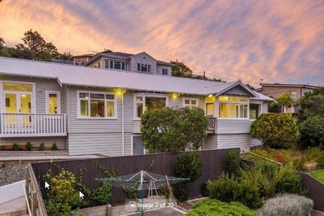 Photo of property in 102 The Parade, Island Bay, Wellington, 6023