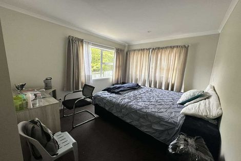 Photo of property in 20u8 Glanmire Road, Newlands, Wellington, 6037