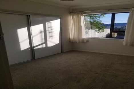 Photo of property in 25a Wallath Road, Westown, New Plymouth, 4310