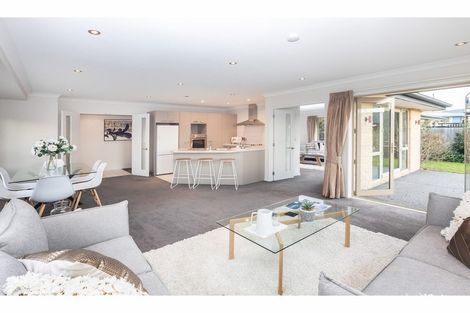 Photo of property in 6 Len Hale Place, Parklands, Christchurch, 8083