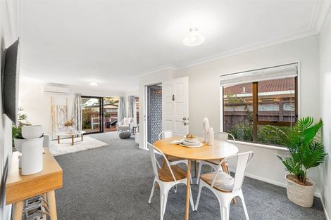 Photo of property in 63a Nile Road, Milford, Auckland, 0620