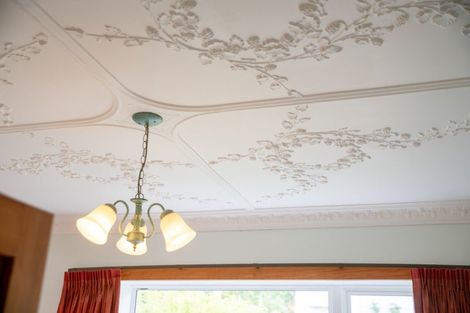 Photo of property in 53 Severn Street, Island Bay, Wellington, 6023