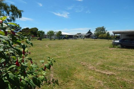 Photo of property in 7 Camellia Lane, Carterton, 5713