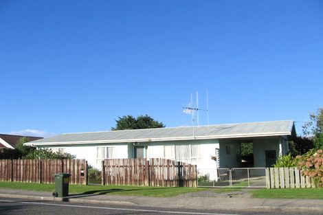 Photo of property in 85 Rangiuru Road, Otaki Beach, Otaki, 5512