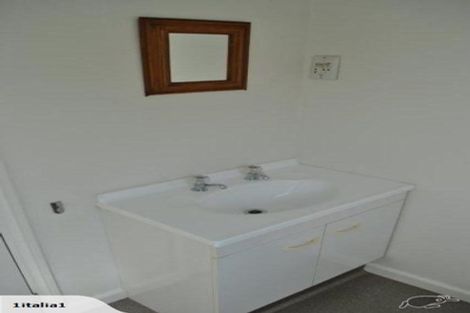 Photo of property in 4/34 Holly Road, St Albans, Christchurch, 8014