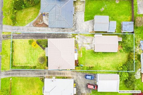 Photo of property in 3 Rewarewa Road, Te Atatu Peninsula, Auckland, 0610