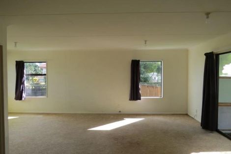 Photo of property in 19 Karamu Street, Strandon, New Plymouth, 4312