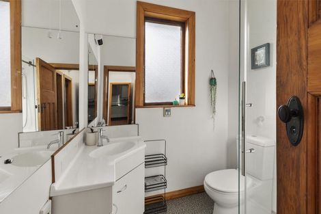 Photo of property in 167 Coutts Street, Rongotai, Wellington, 6022