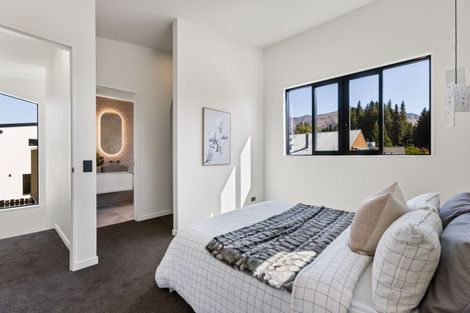 Photo of property in 1/61 Eely Point Road, Wanaka, 9305