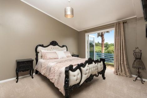 Photo of property in 383r Kaitemako Road, Welcome Bay, Tauranga, 3175