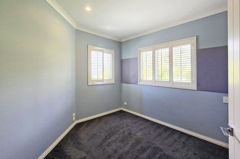 Photo of property in 72 Kent Terrace, Taradale, Napier, 4112