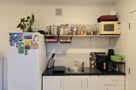 Photo of property in 17 Scenic Drive, Titirangi, Auckland, 0604