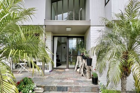 Photo of property in 24 Seneca Court, Golflands, Auckland, 2013