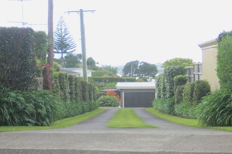 Photo of property in 39 Omokoroa Road, Omokoroa, 3114