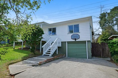Photo of property in 94 Athena Drive, Totara Vale, Auckland, 0629