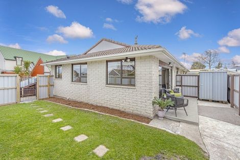Photo of property in 1/4 Bencard Place, Hoon Hay, Christchurch, 8025