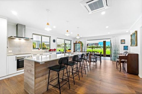 Photo of property in 10 Sylvia Lane, Maunu, Whangarei, 0110