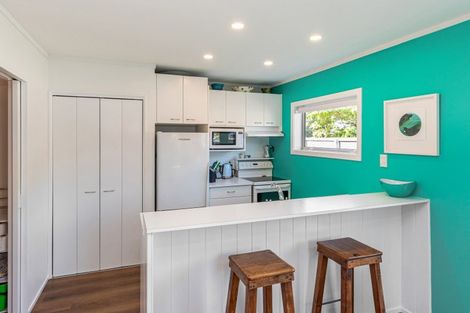 Photo of property in 1/35 Wiggins Street, Sumner, Christchurch, 8081