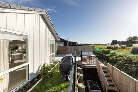 Photo of property in 7a Te Wharo Drive, Papamoa, 3118