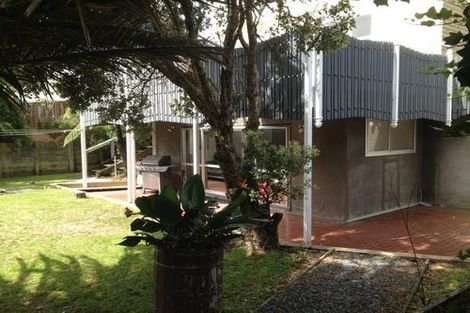 Photo of property in 2 Foyle Street, Island Bay, Wellington, 6023