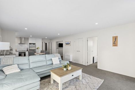 Photo of property in 9 Mount Creighton Crescent, Wanaka, 9305