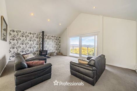 Photo of property in 13 Wilson Grove, Normandale, Lower Hutt, 5010